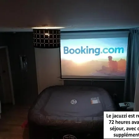 Joli Coquet